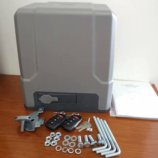 Motor có đầy đủ phụ kiệm đi kèm