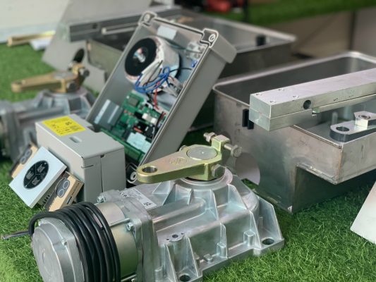 Cổng tự động có thể kết nối được với smartphone Cổng tự động có thể kết nối được với smartphone