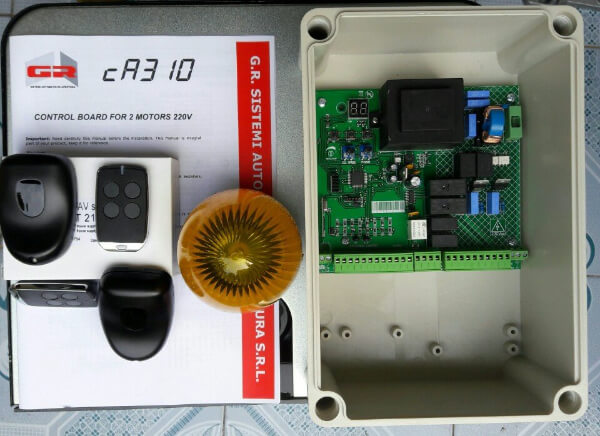 Sản phẩm cổng tự động V2 mang tính thẩm mỹ cao Sản phẩm cổng tự động V2 mang tính thẩm mỹ cao