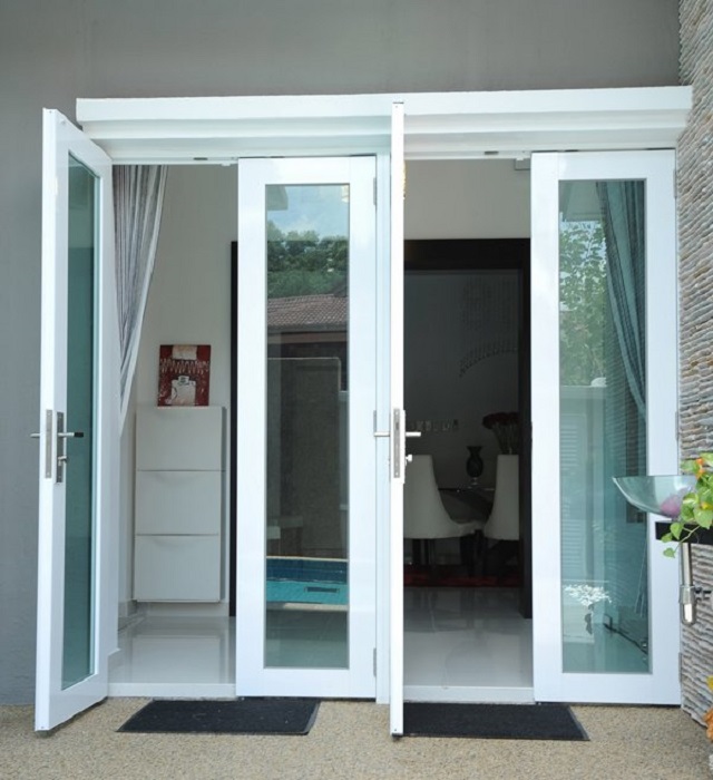 vì sao nên chọn cửa đóng mở 2 chiều cua-xoay-hai-chieu-6