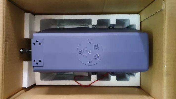 Một bộ sản phẩm motor cổng lùa yh taiwan 1hp chính hãng motor công lùa yh từ Đài Loan